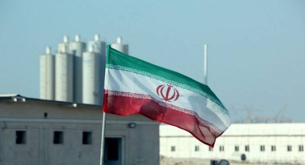 OIEA advierte riesgo por ataques cerca de planta nuclear iran&iacute;