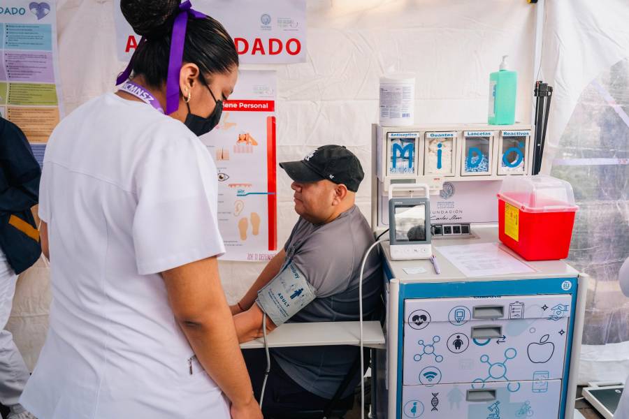 Gaby Osorio impulsa creación de albergue para familiares en hospitales de Tlalpan y encabeza jornada de salud