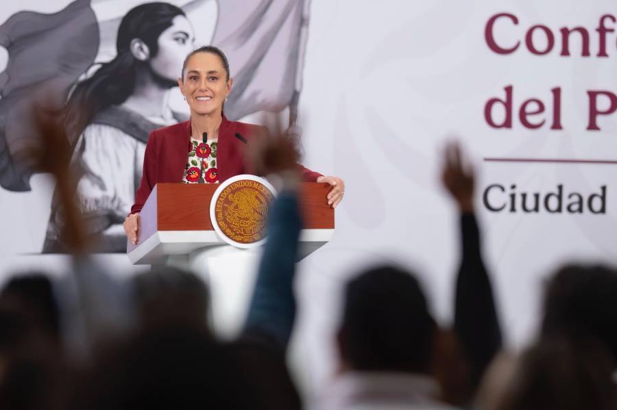 Sheinbaum garantiza acceso a salud universal para mexicanos en el exterior