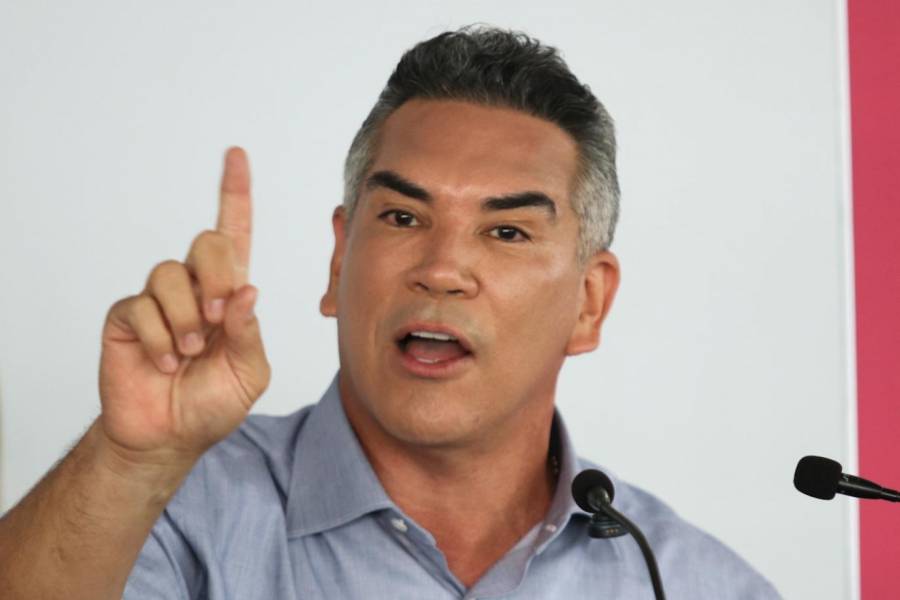 Alejandro Moreno acusa alianza entre Morena y MC tras aprobaci&oacute;n de reforma electoral