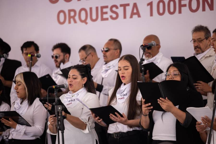 Con Concierto de la Orquesta 100fónica Pilares, y al grito de “Queremos Paz”, la Ciudad de México manda mensaje de pacificación y respaldo a la soberanía