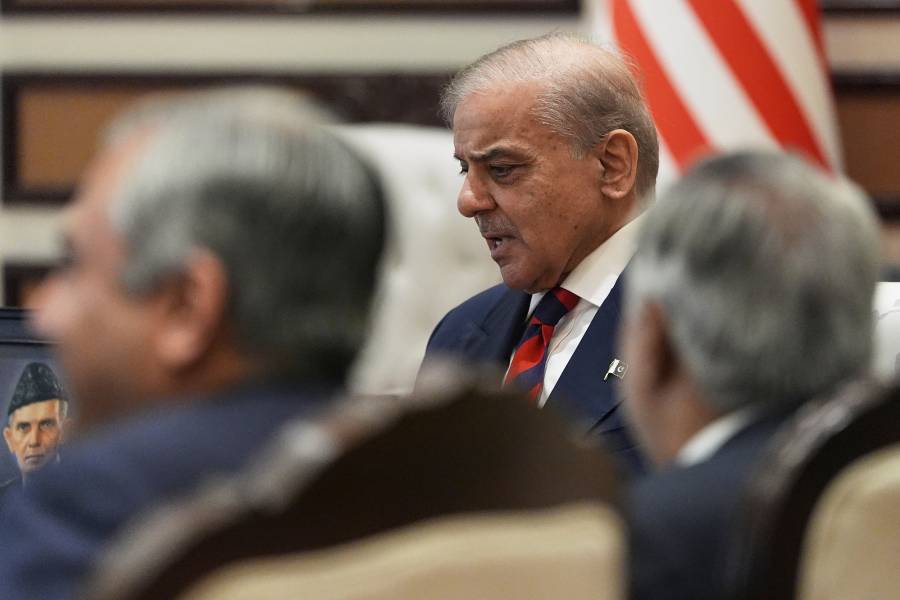 Estados Unidos e Irán concluyen primera fase de negociaciones en Islamabad