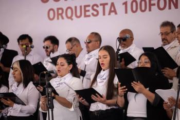 Con Concierto de la Orquesta 100f&oacute;nica Pilares, y al grito de “Queremos Paz”, la Ciudad de M&eacute;xico manda mensaje de pacificaci&oacute;n y respaldo a la soberan&iacute;a