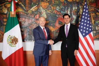 Roberto Velasco sostiene primer encuentro con embajador de Estados Unidos en M&eacute;xico