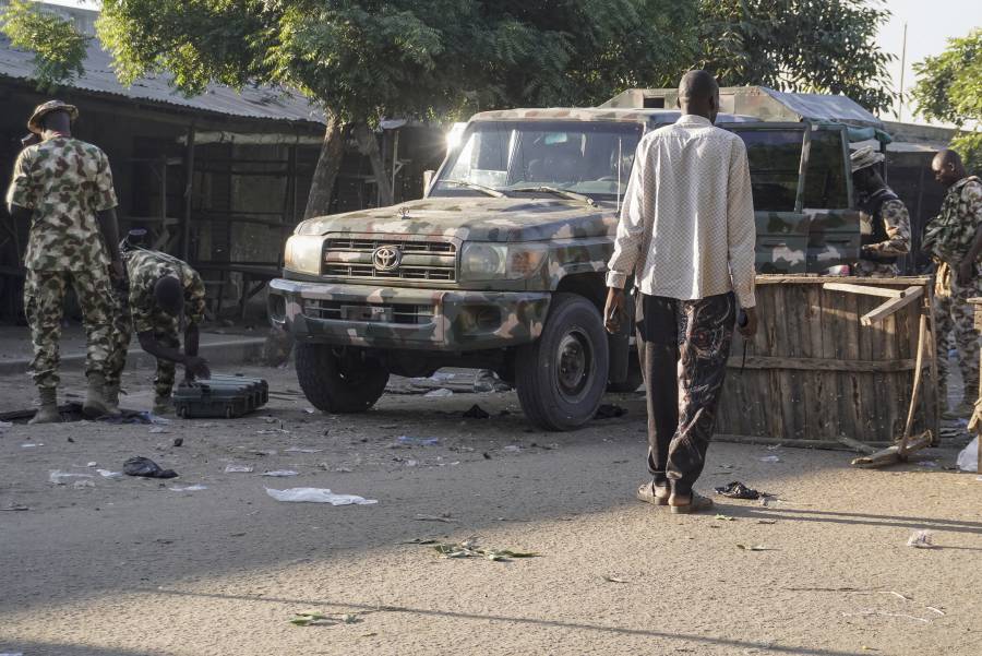 Bombardeo militar en Nigeria deja m&aacute;s de un centenar de muertos