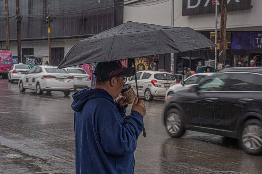 Prevén ambiente caluroso con posibles lluvias aisladas en la Ciudad de México