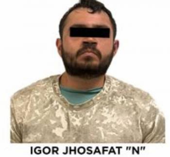 Detienen a presunto implicado en asalto a transporte de carga en autopista M&eacute;xico-Quer&eacute;taro