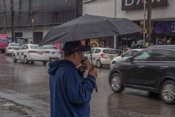 Prev&eacute;n ambiente caluroso con posibles lluvias aisladas en la Ciudad de M&eacute;xico