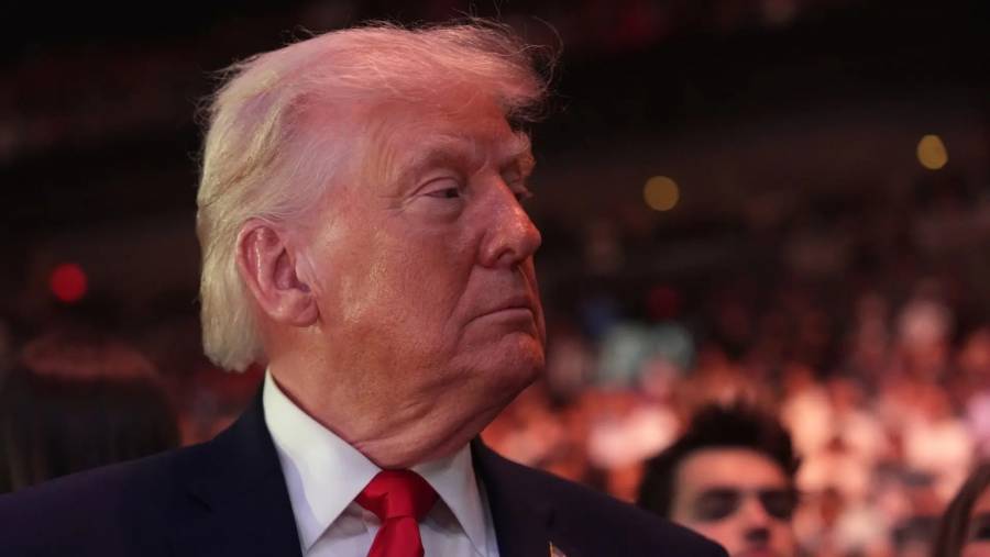 Trump afirma destrucción total de la armada iraní y advierte represalias en el estrecho de Ormuz