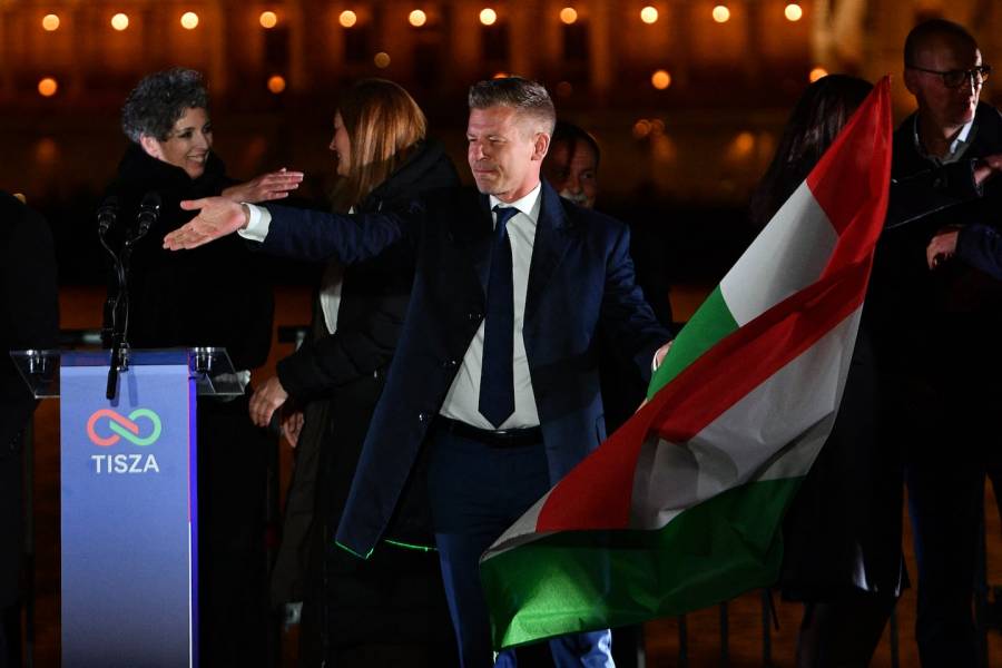 El conservador proeuropeo Magyar destrona en Hungr&iacute;a a Orb&aacute;n