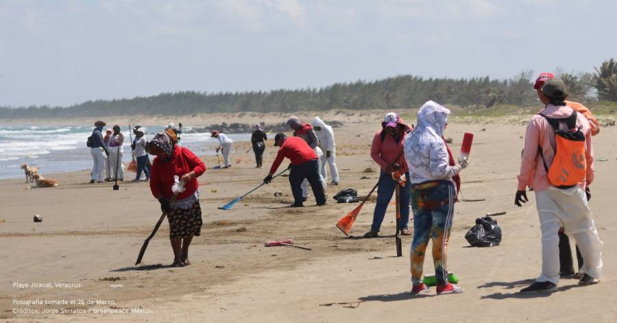 Residuos de hidrocarburo del Golfo de M&eacute;xico son reutilizados, informa Sheinbaum