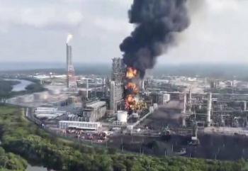 Conf&iacute;a Kenia L&oacute;pez Rabad&aacute;n en acuerdo para que titulares de Pemex y Semarnat acudan por eventos en Dos Bocas y Deep Park