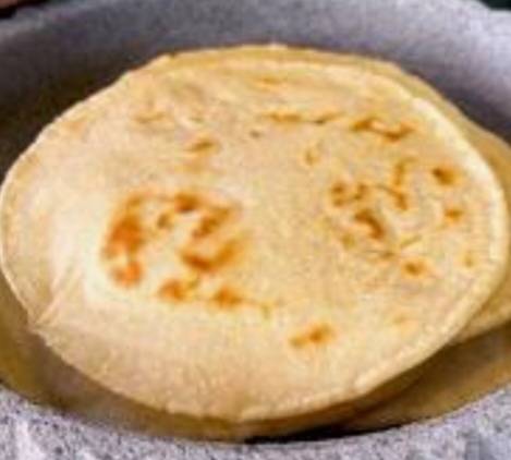Sheinbaum descarta alza en precio de la tortilla y anuncia revisi&oacute;n con sectores