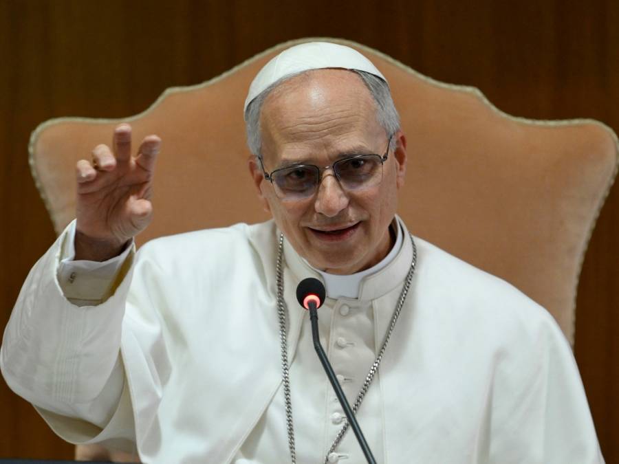 Papa León XIV responde a críticas de Trump y reafirma llamado a la paz