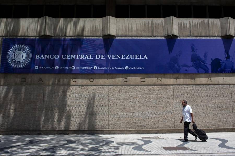 EE.UU. levanta sanciones al Banco Central y banca estatal de Venezuela