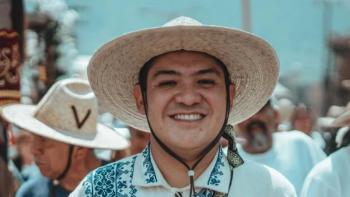 Fallece Jes&uacute;s Espinoza Roch&iacute;n, alcalde de Nuevo San Juan Parangaricutiro
