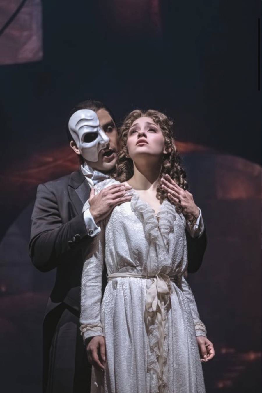 Luis Caballero Dussauge brilla en nueva faceta en El Fantasma de la Ópera