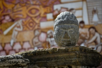 INAH identifica imagen del dios del ma&iacute;z en escultura olmeca-xicalanca hallada en Tlaxcala
