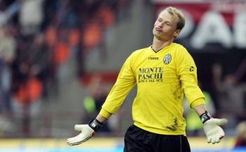 Muere exarquero europeo Alex Manninger tras fatal accidente en Austria