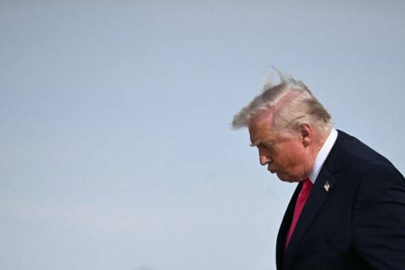 Trump afirma que EU prohibi&oacute; a Israel bombardear L&iacute;bano