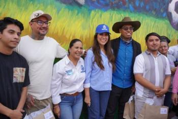 Develan primer mural 'Grafigol' en Le&oacute;n como parte del programa 'Mi Equipo es Guanajuato'