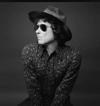 BUNBURY PRESENTA DE UN SIGLO ANTERIOR