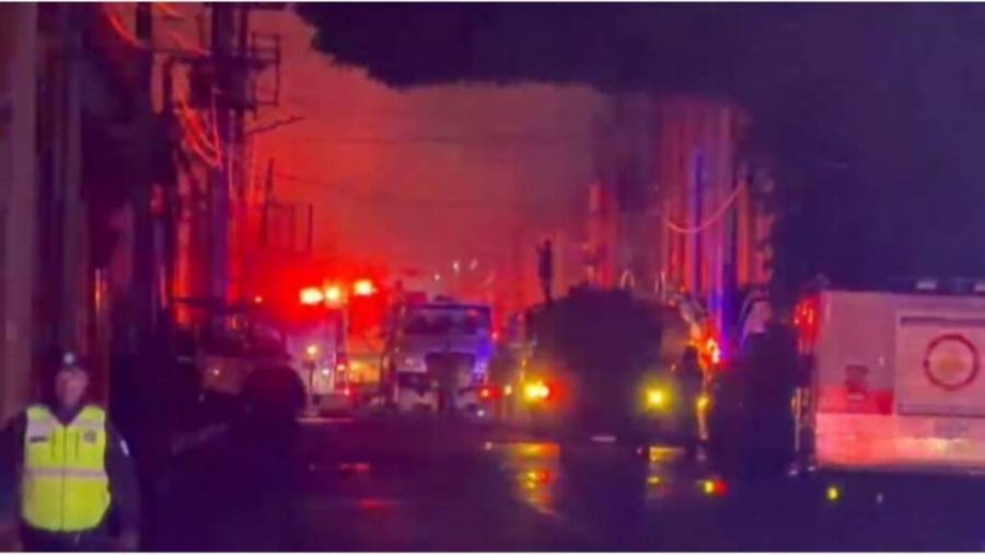 Incendio en fábrica de pigmentos en Xalostoc provoca desalojo y gran operativo