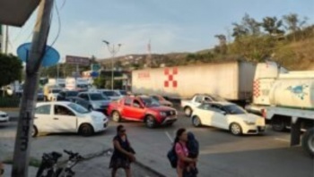 Liberan circulaci&oacute;n en bulevar Vicente Guerrero a la altura del Parador del Marqu&eacute;s