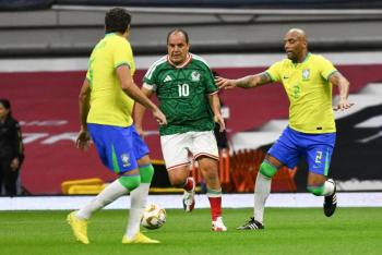 Cuauht&eacute;moc Blanco lanza cr&iacute;ticas a cambios en el Estadio Azteca rumbo al Mundial 2026