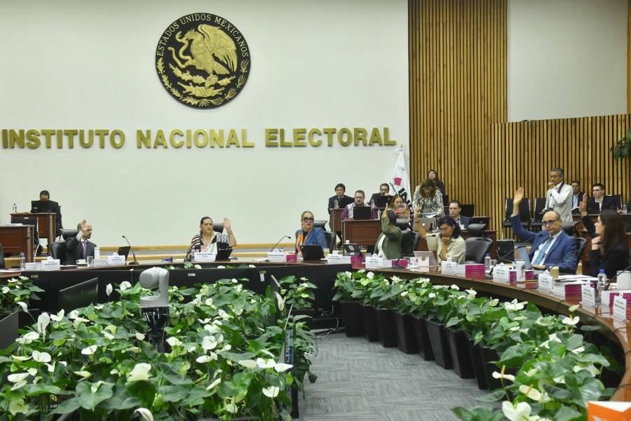 Diputados discuten designación de tres nuevos consejeros del INE