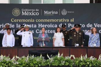Sheinbaum reivindica la soberan&iacute;a en aniversario de la defensa del puerto de Veracruz