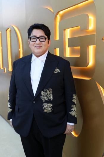 Fundador de la agencia de BTS enfrenta orden de arresto por irregularidades financieras