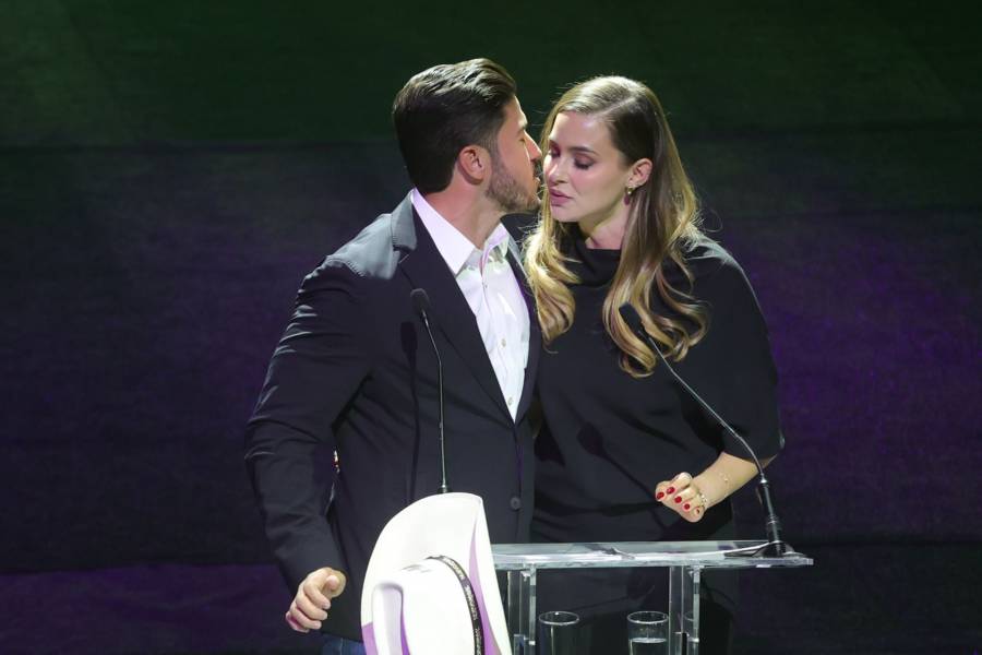 Samuel García y Mariana Rodríguez anuncian la llegada de su tercer hijo