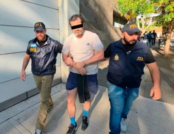 Defensa de contralmirante Far&iacute;as Laguna niega notificaci&oacute;n oficial sobre presunta detenci&oacute;n en Argentina