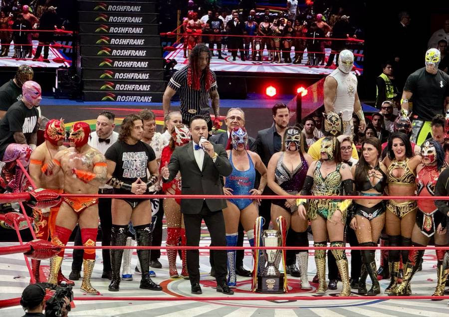 Noche con historia en el 70 aniversario de Arena México