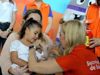 Arranca Semana Nacional de Vacunaci&oacute;n en Nuevo Le&oacute;n con meta de 79 mil dosis