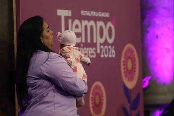 PAN propone ampliar a un a&ntilde;o la licencia de maternidad con goce de sueldo