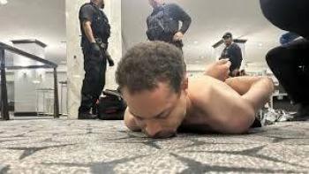 Hombre armado en gala de prensa iba contra altos funcionarios de Trump