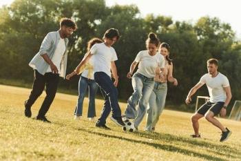 El otro lado del f&uacute;tbol: encuentros, estilo y nuevas din&aacute;micas sociales