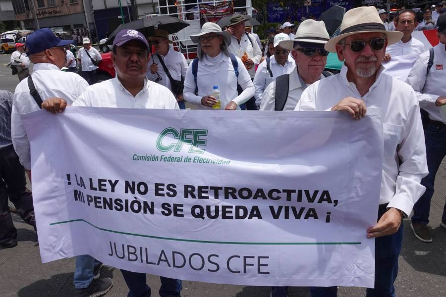 Pensionados intensifican acciones para frenar l&iacute;mite a jubilaciones en M&eacute;xico