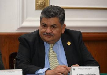 Renuncia de Ernesto Alarc&oacute;n Jim&eacute;nez al PRI tras m&aacute;s de tres d&eacute;cadas de militancia