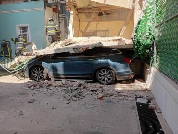 Derrumbe en inmueble de la Roma Norte moviliza a cuerpos de emergencia