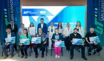 UT San Juan entrega Reconocimiento al M&eacute;rito Docente y Administrativo 2025