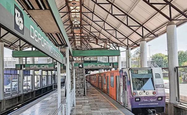 Falla en la Línea B del Metro CDMX provoca suspensión de servicio