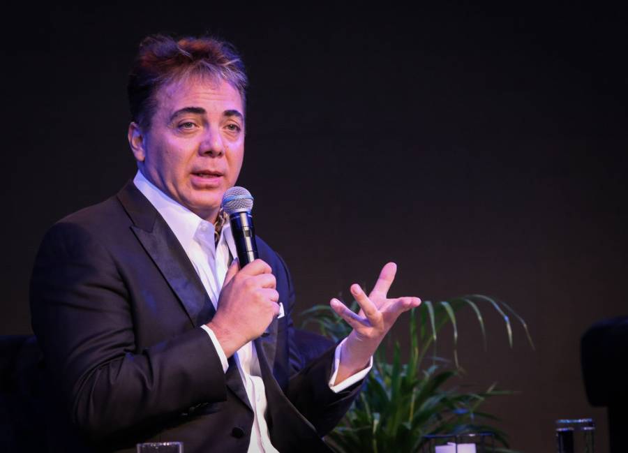 Victoria Kuhne elogia talento de Cristian Castro y mantiene discreci&oacute;n sobre su relaci&oacute;n