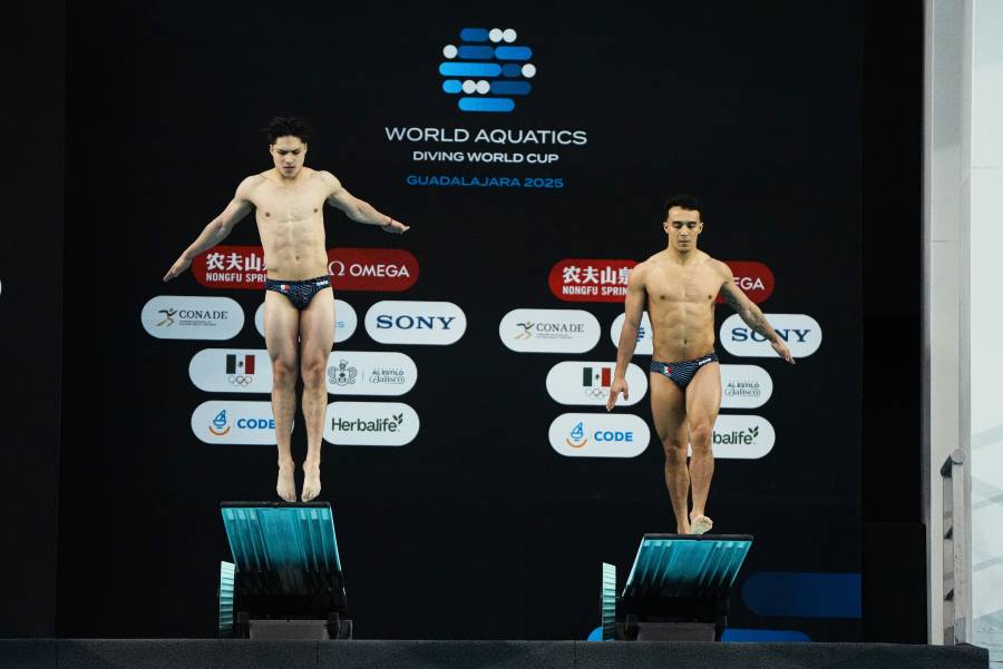Olvera y Celaya consolidan a M&eacute;xico con plata en la S&uacute;per Final de clavados en China