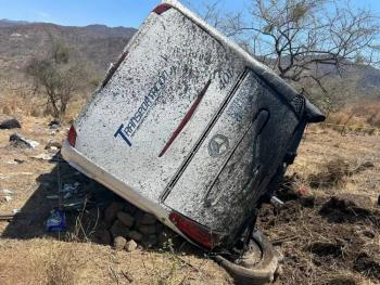 Volcadura de cami&oacute;n en Nayarit deja 11 muertos y 45 heridos