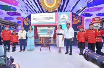 Billete conmemorativo celebra los 50 a&ntilde;os del Tianguis Tur&iacute;stico de M&eacute;xico en Acapulco
