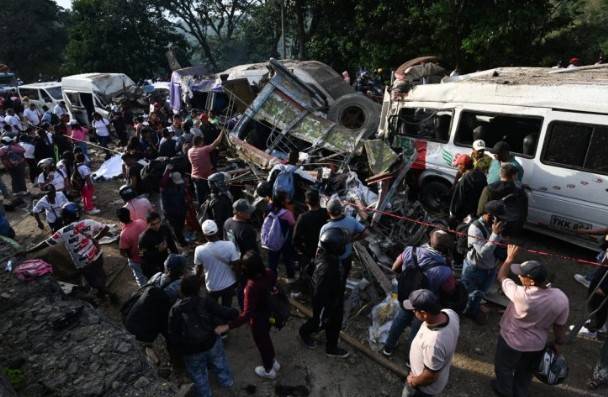 Disidencias de FARC reivindican autor&iacute;a del atentado que mat&oacute; a 21 personas