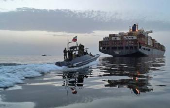 Ir&aacute;n desaf&iacute;a bloqueo de puertos impuesto por EEUU